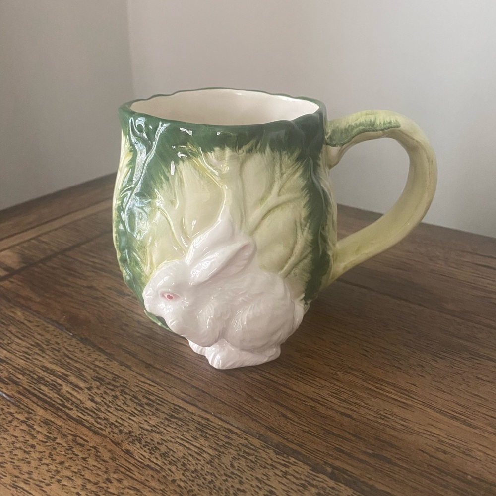 Bunny and Green Cabbage Mug NWOT